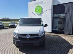 Candyweiß Gebraucht 2022 VW Transporter Van | 28.300 €