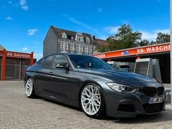 Grau Gebraucht 2015 BMW 330 M Sport Limousine | 18.999 € (Fairer Preis)