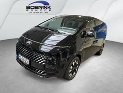 Schwarz Gebraucht 2025 Hyundai Staria Signature Van | 53.490 € (Etwas zu teuer)