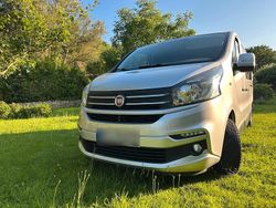 Silber Gebraucht 2017 Opel Vivaro Van | 17.900 €