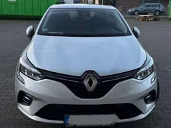 Silber Gebraucht 2021 Renault Clio V Experience Kleinwagen | 13.500 € (Etwas zu teuer)