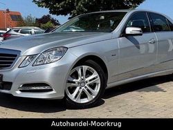 Silber Gebraucht 2010 Mercedes E200 Avantgarde Limousine | 14.900 € (Fairer Preis)