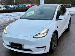 Weiß Gebraucht 2022 Tesla Model Y Performance SUV | 34.900 € (Guter Preis)
