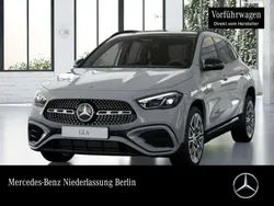 Grau Gebraucht 2025 Mercedes GLA200 AMG SUV | 47.700 € (Teuer)