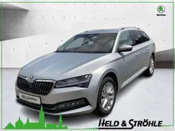 Brillantsilber metallic Gebraucht 2024 Skoda Superb Style Kombi | 37.880 € (Superpreis)