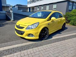 Gelb Gebraucht 2012 Opel Corsa OPC Kleinwagen | 3.400 € (Superpreis)
