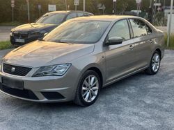 Grau Gebraucht 2013 Seat Toledo Reference Limousine | 4.100 € (Fairer Preis)