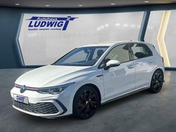 Weiß Gebraucht 2024 VW Golf VIII GTI Limousine | 32.880 € (Fairer Preis)