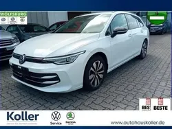 Oryxweiß perlmutteffekt Gebraucht 2024 VW Golf VIII Goal Kombi | 29.570 €