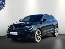 Schwarz (black pearlschwarz metallic (schwarz)) Gebraucht 2025 Renault Austral Iconic SUV | 41.500 € (Guter Preis)