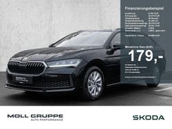 Onyxschwarz metallic Gebraucht 2025 Skoda Superb Essence Kombi | 33.890 € (Superpreis)