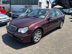 Violet Gebraucht 2005 Mercedes C180 Elegance Limousine | 3.550 € (Fairer Preis)