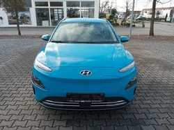 Blau Gebraucht 2021 Hyundai Kona Select SUV | 16.850 € (Fairer Preis)