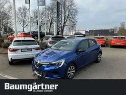 Ironblau metallic Gebraucht 2023 Renault Clio V Kleinwagen | 15.450 € (Fairer Preis)