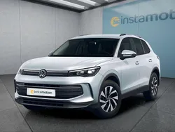 Silber Neu 2025 VW Tiguan SUV | 37.749 € (Guter Preis)