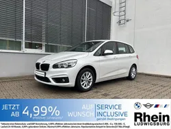 Weiß Gebraucht 2018 BMW 218 Van / Kleinbus | 16.250 € (Fairer Preis)