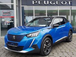 Blau Gebraucht 2023 Peugeot e-2008 GT SUV | 20.990 € (Fairer Preis)