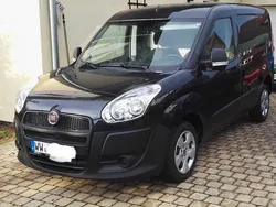 Schwarz Gebraucht 2015 Fiat Doblò Van / Kleinbus | 6.599 € (Fairer Preis)