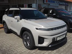 Beige Gebraucht 2024 Ssangyong Torres EVX SUV | 32.990 €