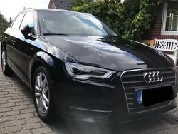 Schwarz Gebraucht 2018 Audi A3 Sportback Ambiente Limousine | 13.900 € (Etwas zu teuer)