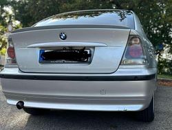 Grau Gebraucht 2003 BMW 116 Kleinwagen | 4.000 €