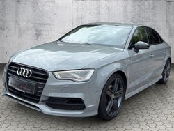 Grau Gebraucht 2016 Audi A3 Exclusive Limousine | 20.990 € (Teuer)
