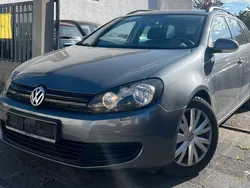 Grau Gebraucht 2011 VW Golf VI Kombi | 4.040 € (Fairer Preis)
