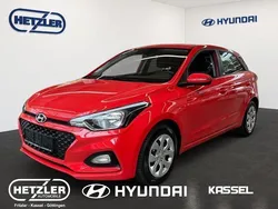 Tomato red / sol Gebraucht 2020 Hyundai i20 Select Limousine | 11.990 € (Guter Preis)