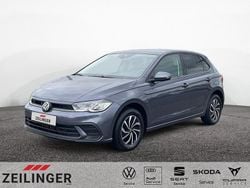 Grau Gebraucht 2024 VW Polo Life Kleinwagen | 17.610 € (Superpreis)