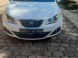 Weiß Gebraucht 2010 Seat Ibiza Ecomotive Limousine | 3.499 € (Fairer Preis)