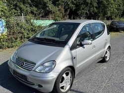 Silber Gebraucht 2003 Mercedes A190 Limousine | 2.450 € (Fairer Preis)