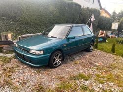 Grün Gebraucht 1989 Mazda 323 Coupé | 900 €