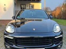 Gebraucht 2017 Porsche Cayenne Platinum Edition SUV | 34.999 € (Etwas zu teuer)