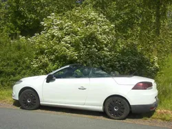 Weiß Gebraucht 2011 Renault Mégane Cabriolet Luxe Cabrio | 7.000 € (Fairer Preis)