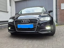 Schwarz Gebraucht 2015 Audi A3 Limousine | 11.900 € (Guter Preis)