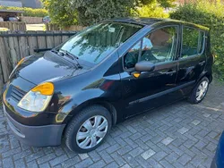 Schwarz Gebraucht 2005 Renault Modus Van / Kleinbus | 1.250 € (Fairer Preis)