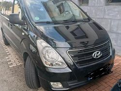 Schwarz Gebraucht 2016 Hyundai H-1 Van / Kleinbus | 15.000 € (Fairer Preis)