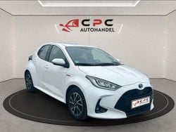 Weiß Gebraucht 2020 Toyota Yaris Team Limousine | 11.900 € (Superpreis)