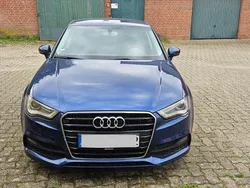 Blau Gebraucht 2013 Audi A3 Limousine | 11.999 €