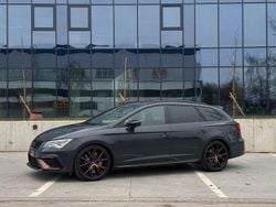 Grau Gebraucht 2019 Cupra Leon Limousine | 23.000 € (Guter Preis)