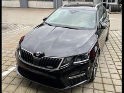 Schwarz Gebraucht 2017 Skoda Octavia RS Kombi | 16.900 € (Fairer Preis)