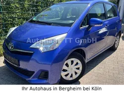 Blau Gebraucht 2011 Toyota Verso-S Multidrive S Van / Kleinbus | 4.950 € (Fairer Preis)
