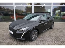 Grau Gebraucht 2023 Peugeot e-208 Allure Kleinwagen | 23.990 € (Teuer)