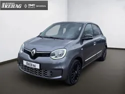 Grau Gebraucht 2024 Renault Twingo Urban Night Kleinwagen | 17.980 € (Teuer)