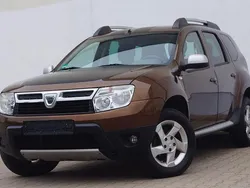 Braun Gebraucht 2012 Dacia Duster Lauréate SUV | 5.499 € (Fairer Preis)