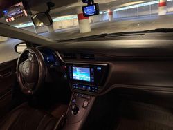 Grau Gebraucht 2016 Toyota Auris Touring Sports Kombi | 8.500 € (Superpreis)