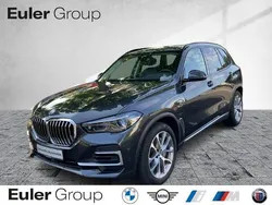 Grau Gebraucht 2022 BMW X5 iPerformance SUV | 51.999 € (Superpreis)