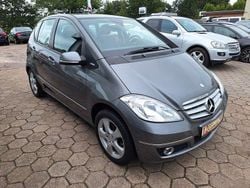 Grau Gebraucht 2009 Mercedes A170 Limousine | 7.499 € (Fairer Preis)