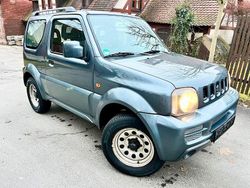 Grau Gebraucht 2007 Suzuki Jimny Club SUV | 9.999 € (Etwas zu teuer)