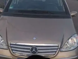 Gold Gebraucht 2006 Mercedes 170 Kleinwagen | 5.000 € (Fairer Preis)
